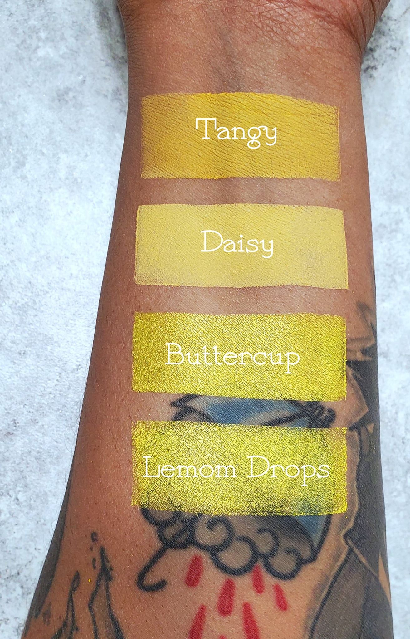 Buttercup - Eyeshadow  Bold Yellow Shimmer