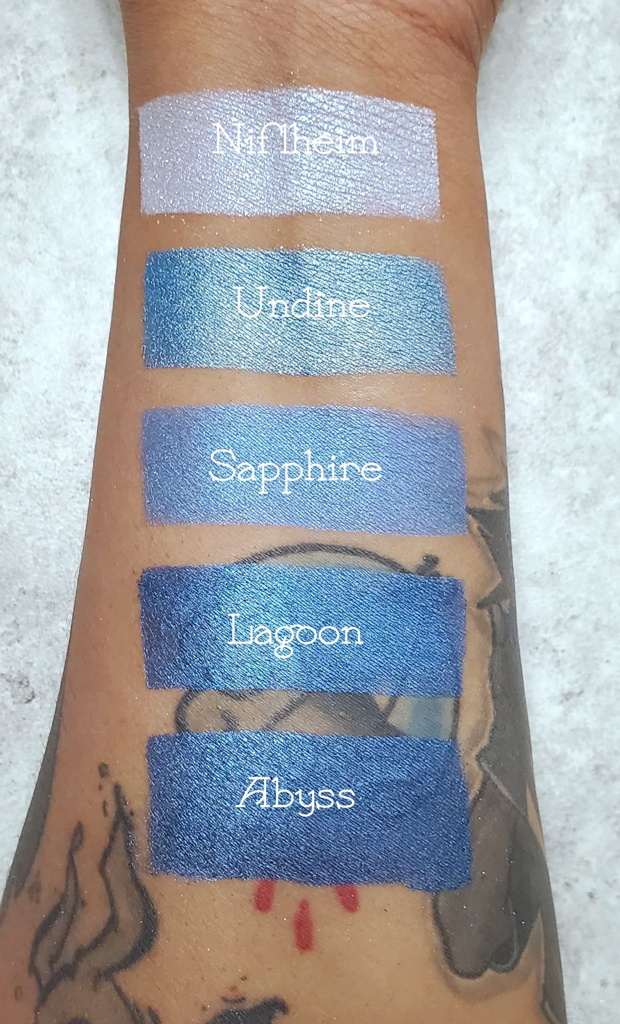 Undine - Eyeshadow Duochrome Blue Silver