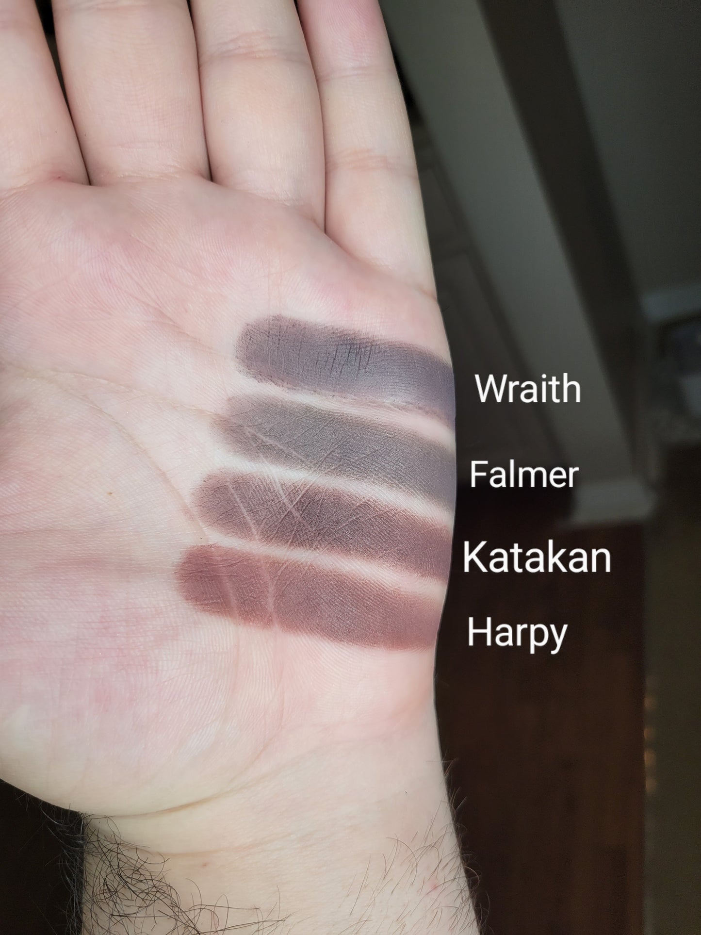 Harpy- Eyeshadow Matte Dusty Greyish Rose