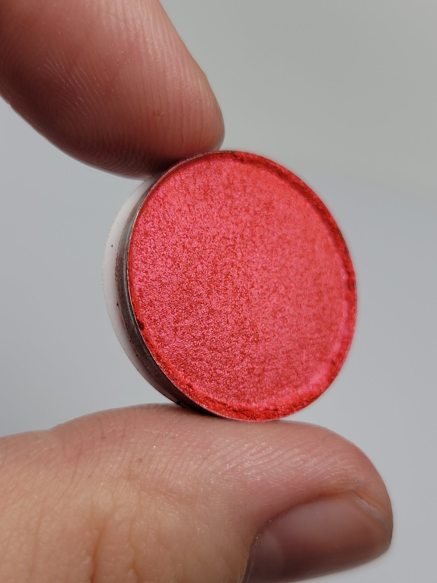 Gracidea - Eyeshadow Hot Pink Red