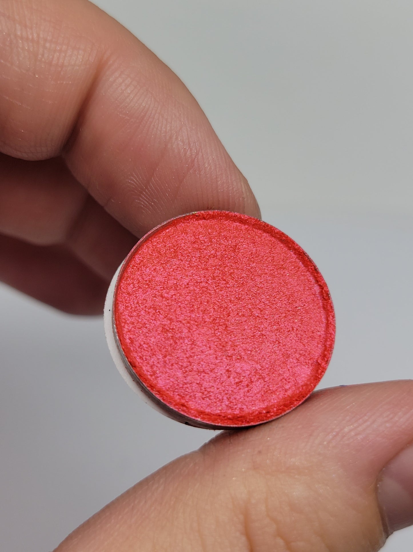 Gracidea - Eyeshadow Hot Pink Red