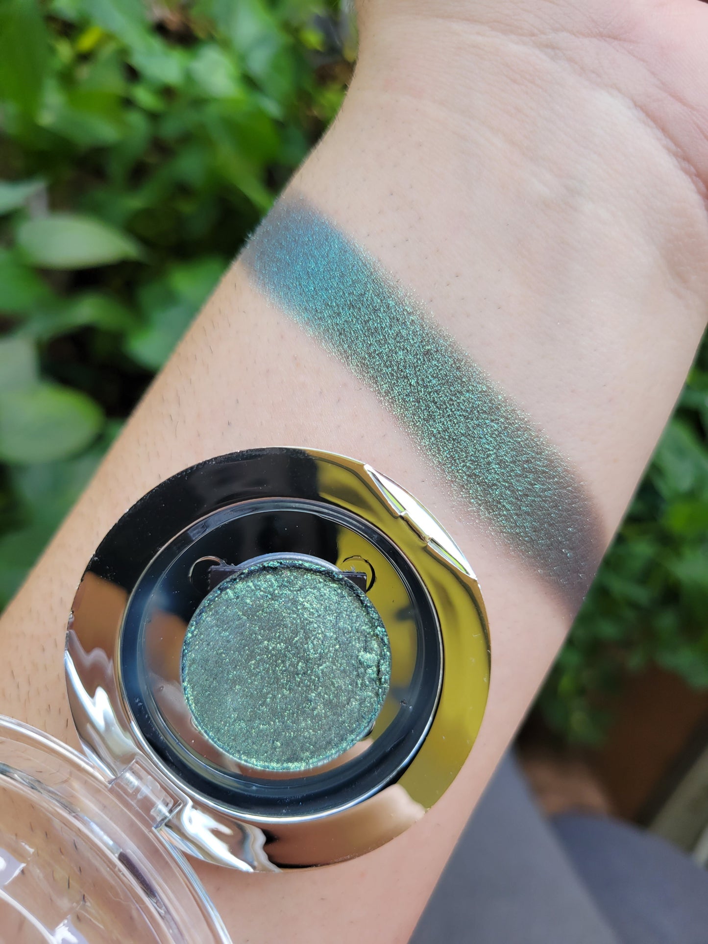 Cthulhu - Eyeshadow Multichrome Gold Green Blue Cyan