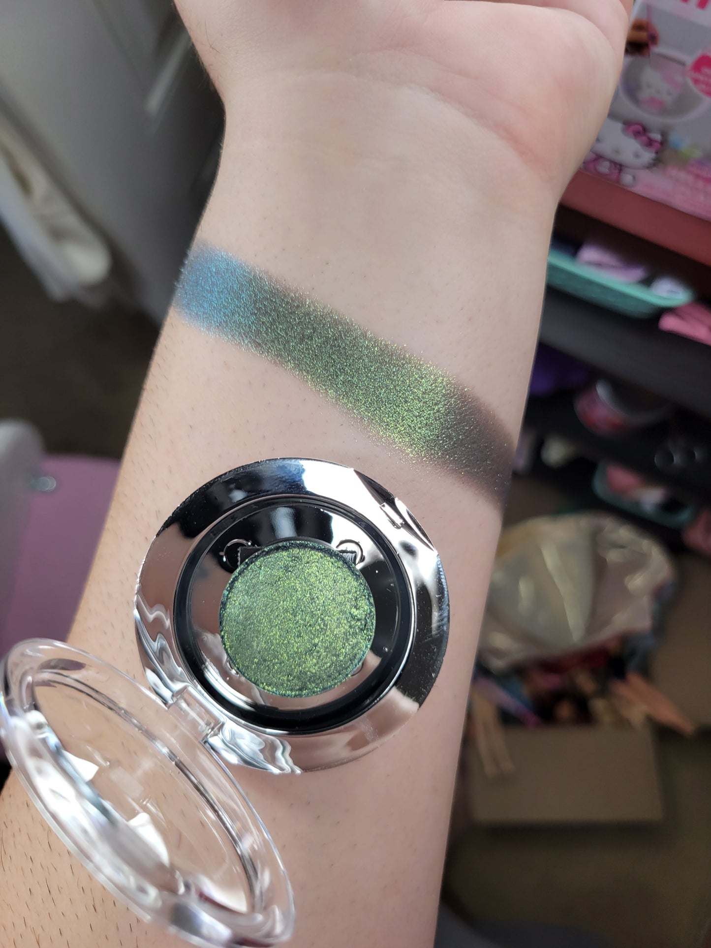 Cthulhu - Eyeshadow Multichrome Gold Green Blue Cyan