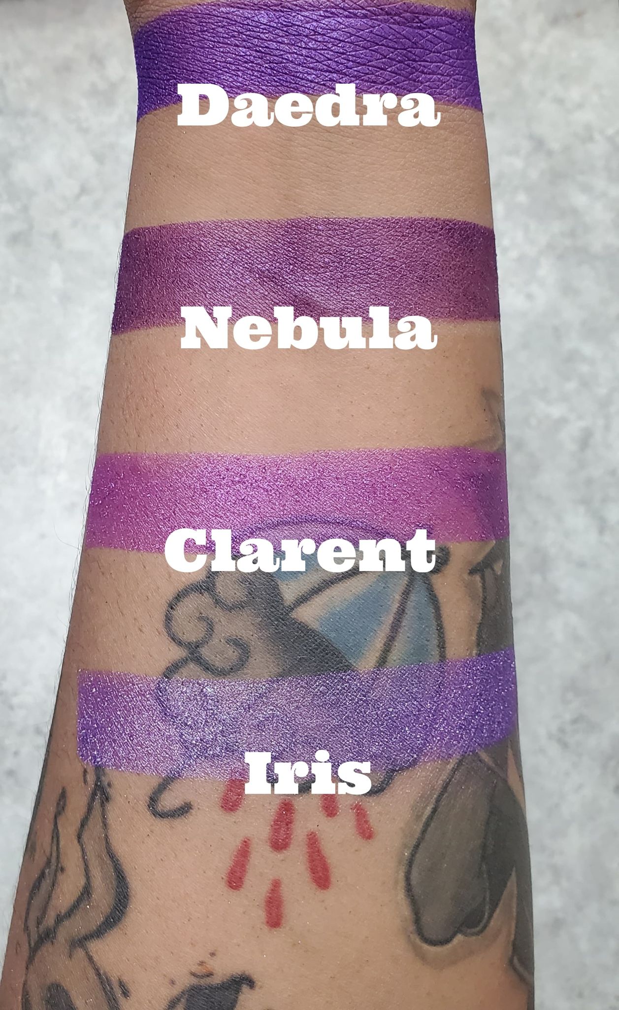 Iris - Eyeshadow Light Purple Silver Duochrome