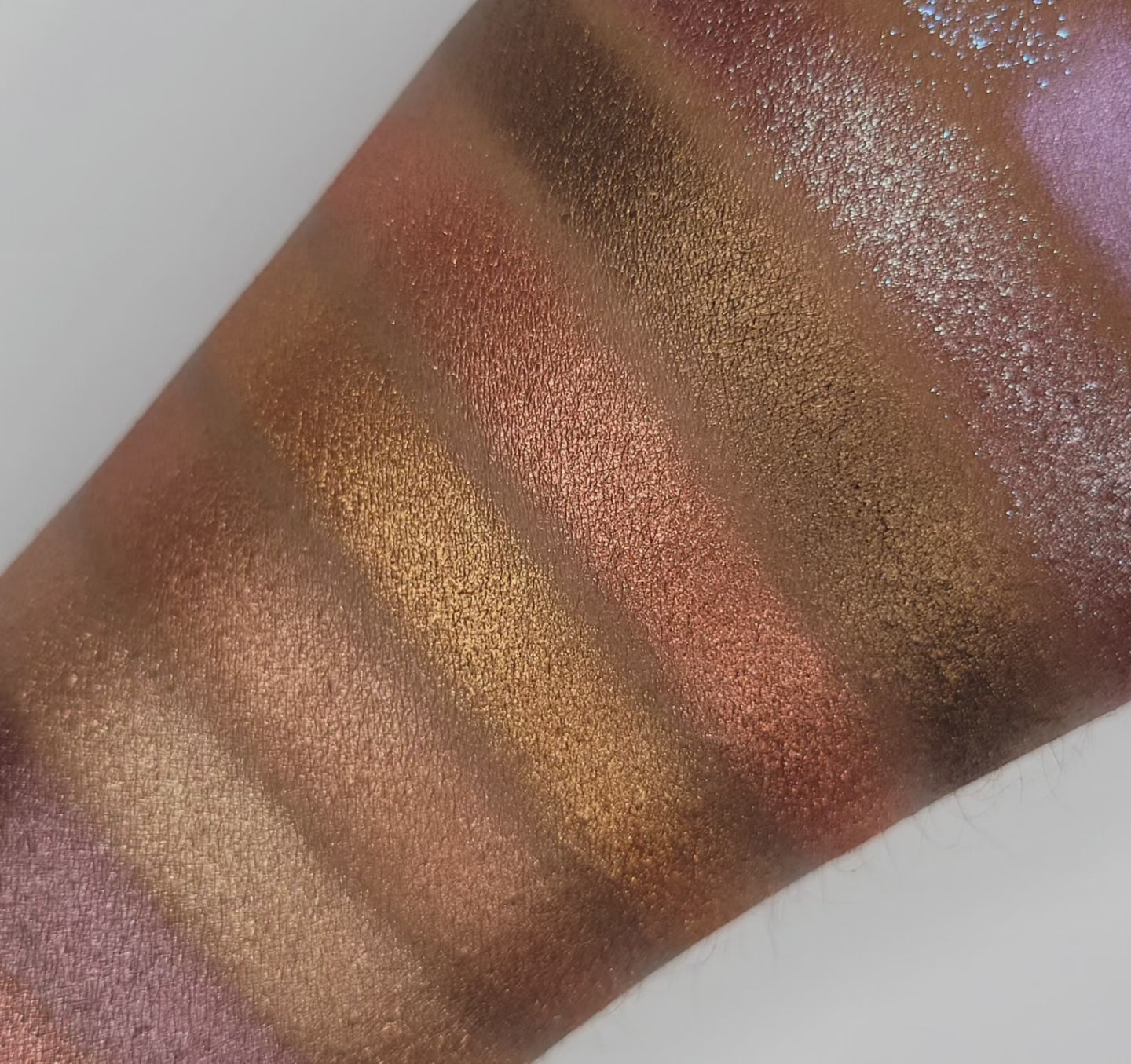 6 Shimmer Eyeshadow Bundle - Browns