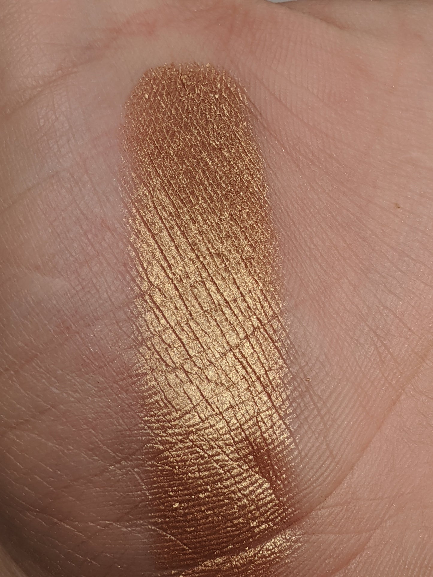 Sugar - Eyeshadow Light Brown / Beige Shimmer