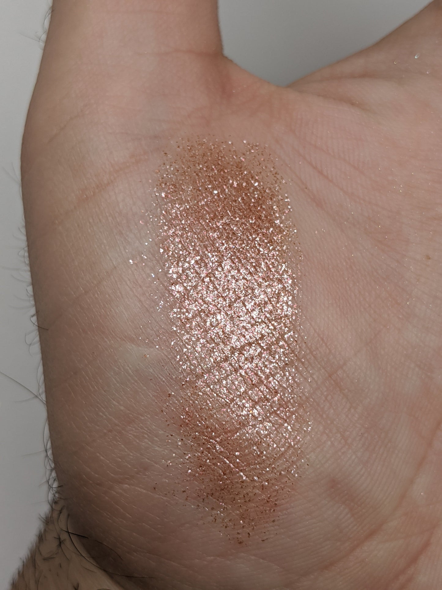 Pegasus - Eyeshadow Highlighter Rose Gold Sparkle