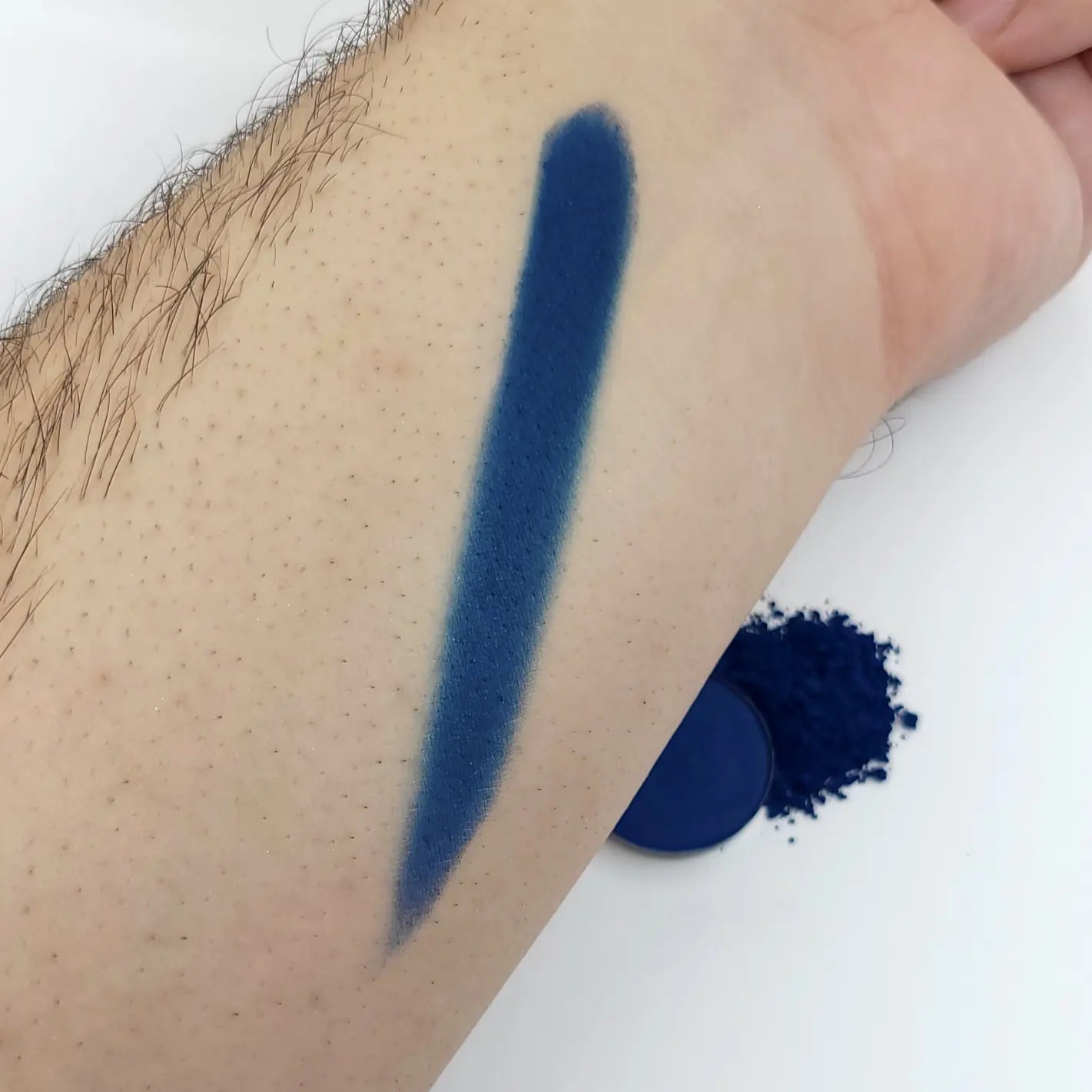 Furiously Paddling - Eyeshadow Royal Blue Matte