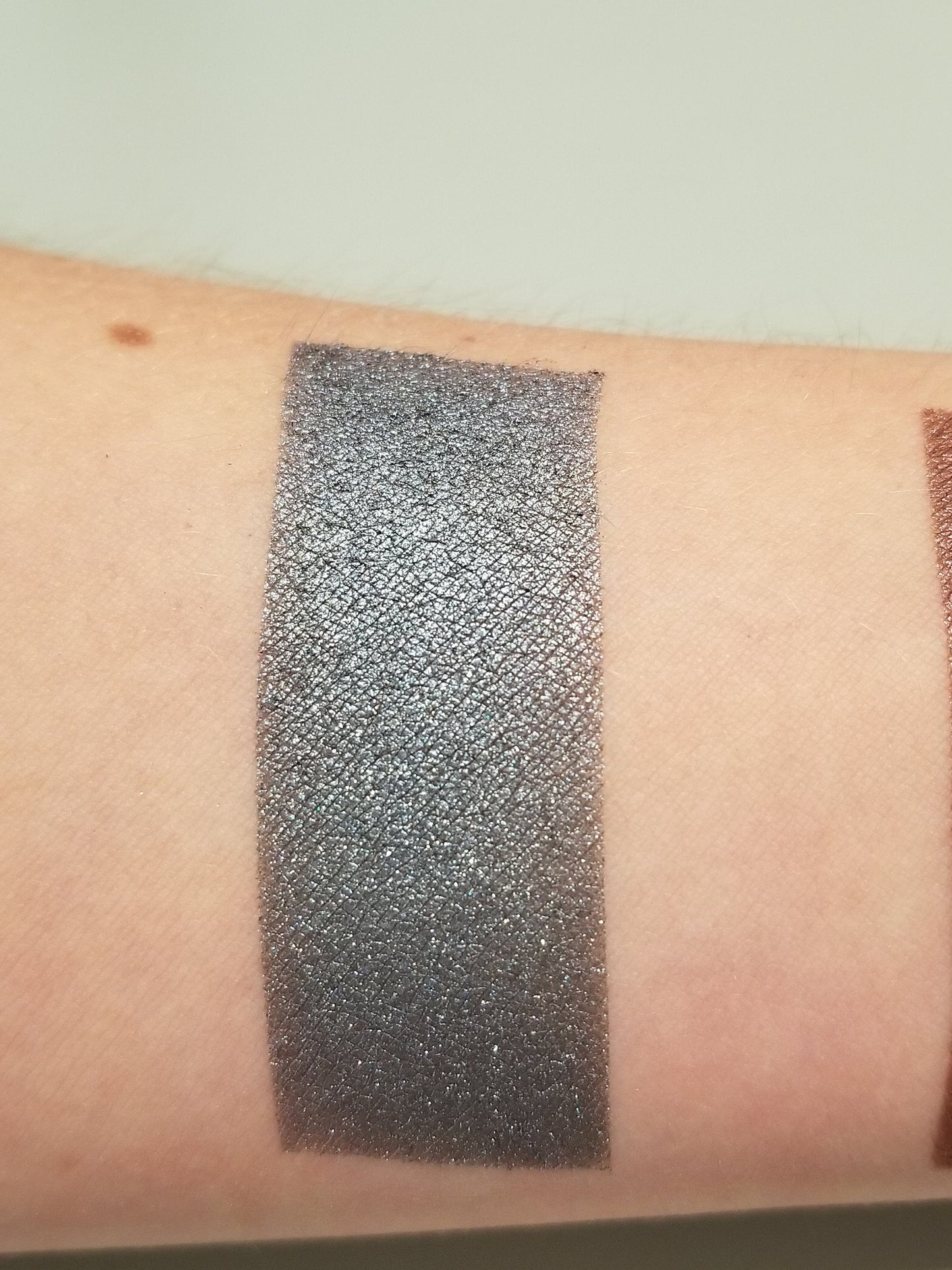 Moody - Eyeshadow Blue Grey