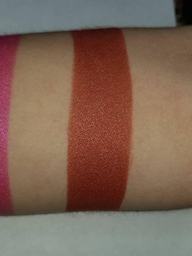 Hot Mama - Eyeshadow Red