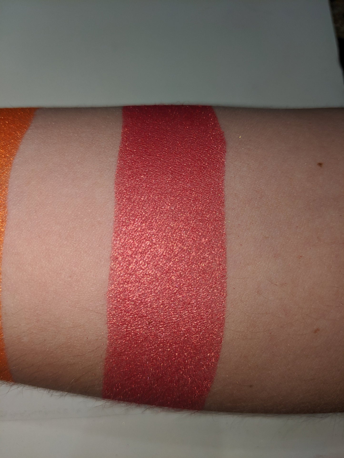 Coral Reef - Eyeshadow Coral Orange Pink Gold Duochrome