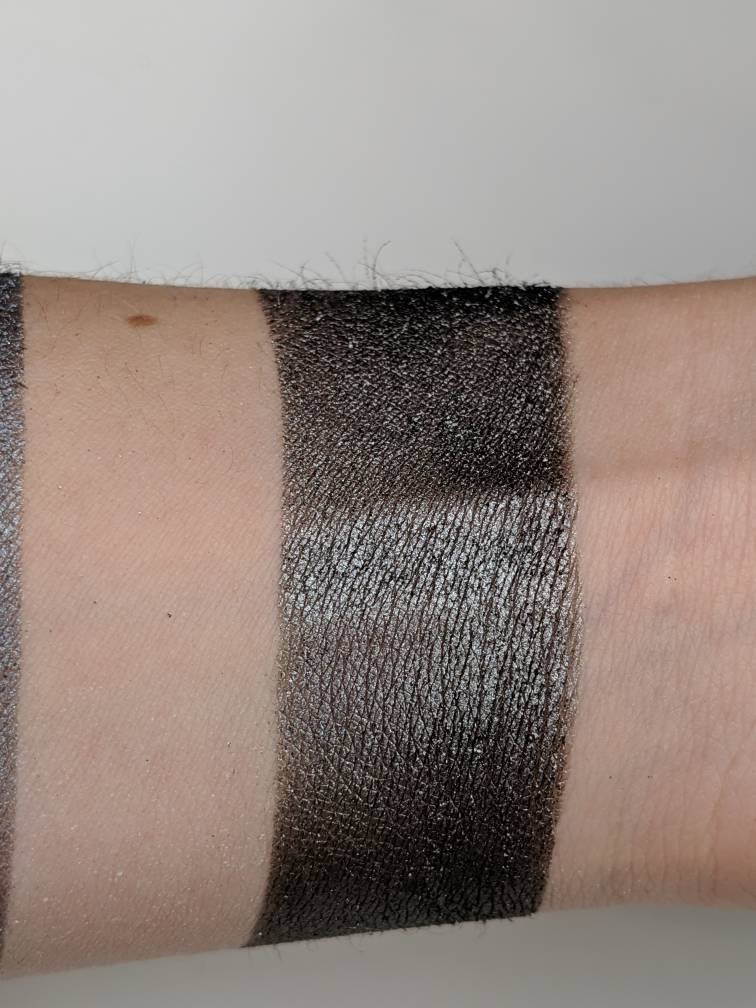 Graphite - Eyeshadow Metallic Gray